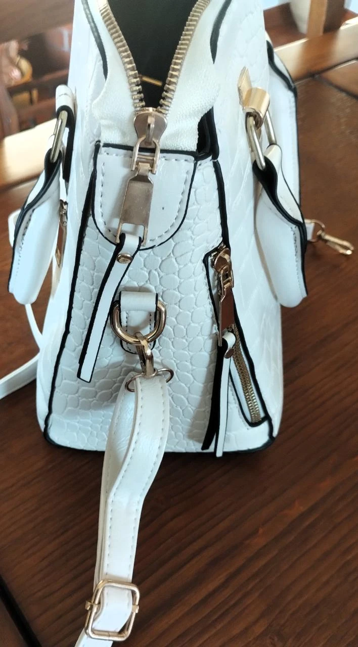 Conjunto Mala + Carteira Pele Branco Dourado Senhora – photo 7